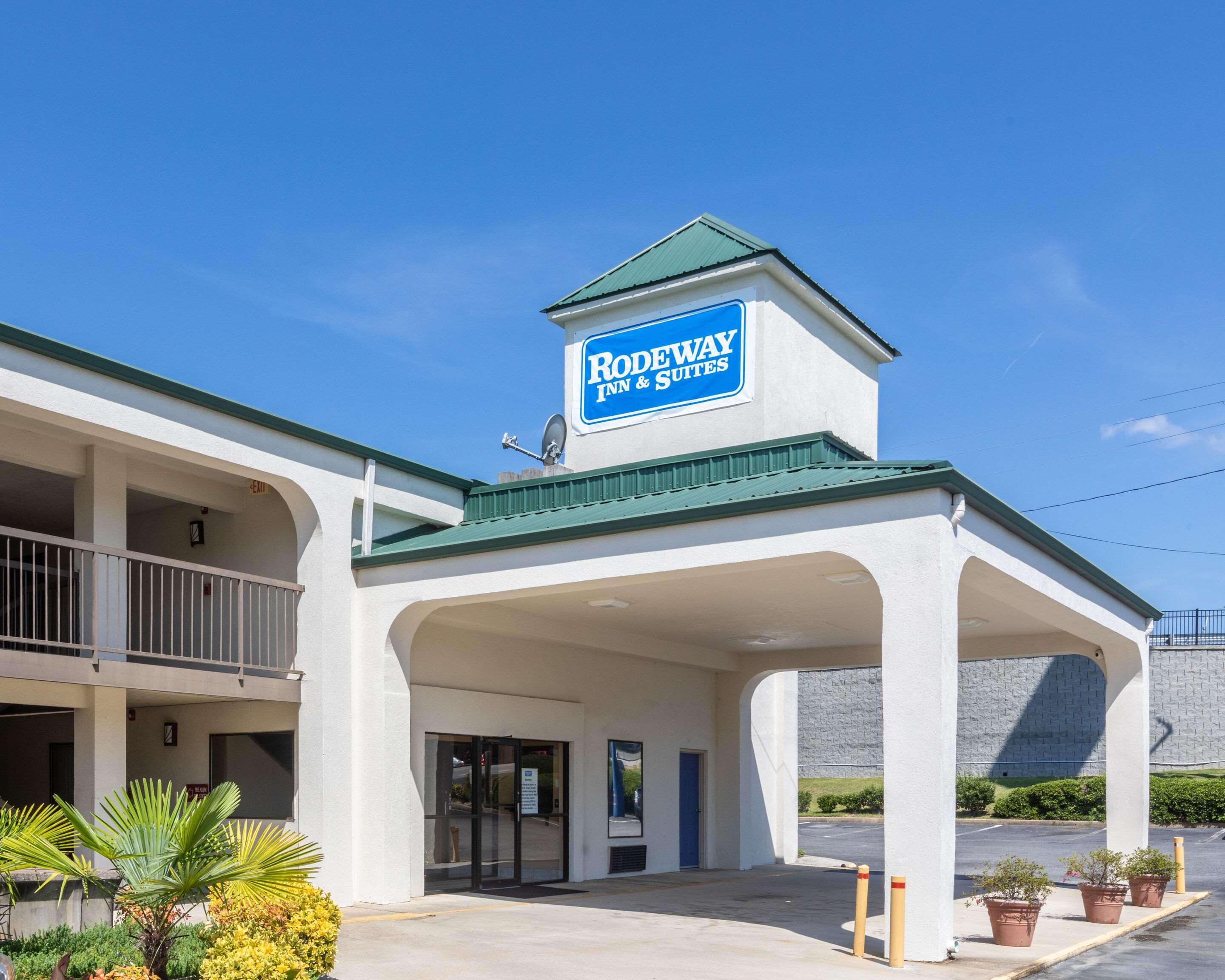 Rodeway Inn & Suites Macon Exteriör bild